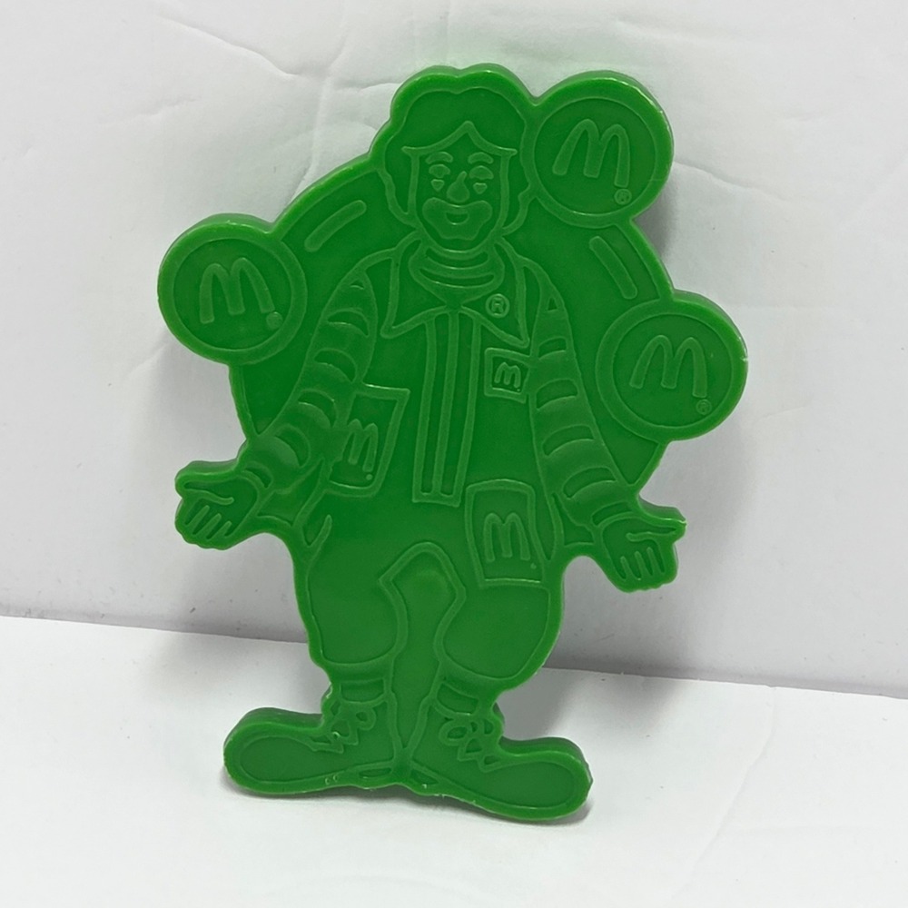Vintage 1987 McDonalds Ronald McDonald Green Plastic Cookie Cutter Collectible